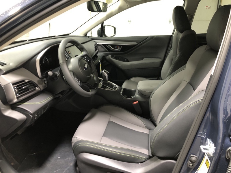 2025 Subaru Outback Onyx Edition photo 17