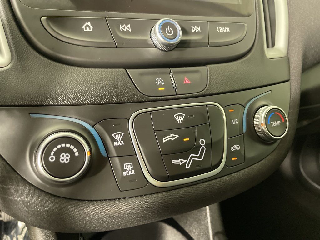 2023 Chevrolet Malibu LS photo 29