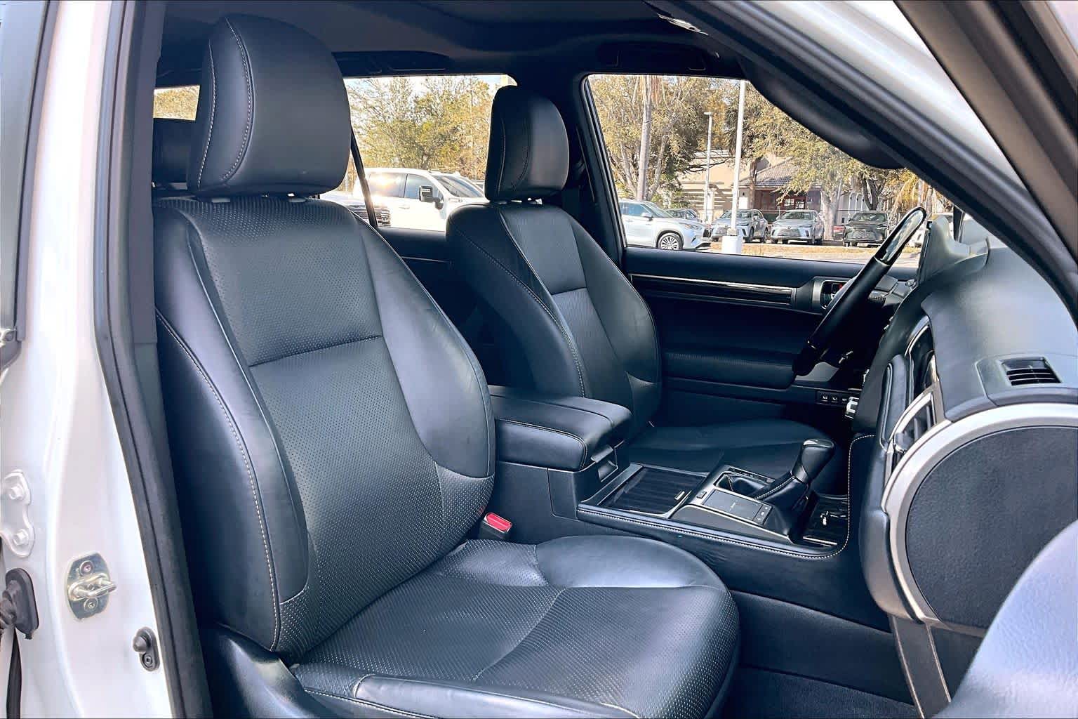 2023 Lexus GX LUXURY - Photo 8