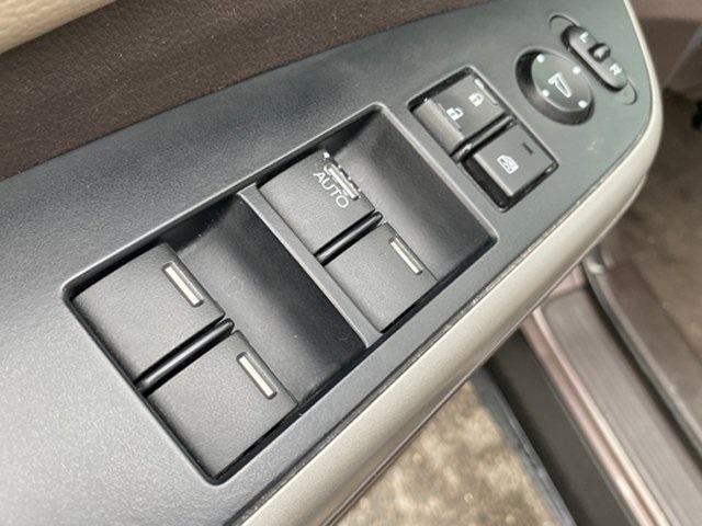 2013 Honda CR-V EX-L photo 15