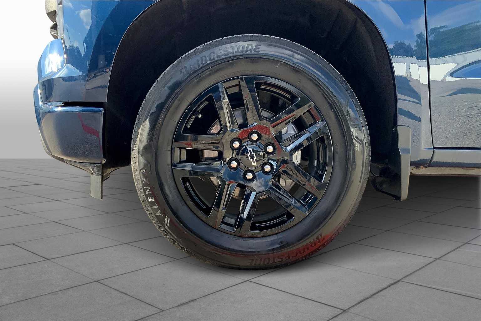 2023 Chevrolet Silverado 1500 Custom photo 10