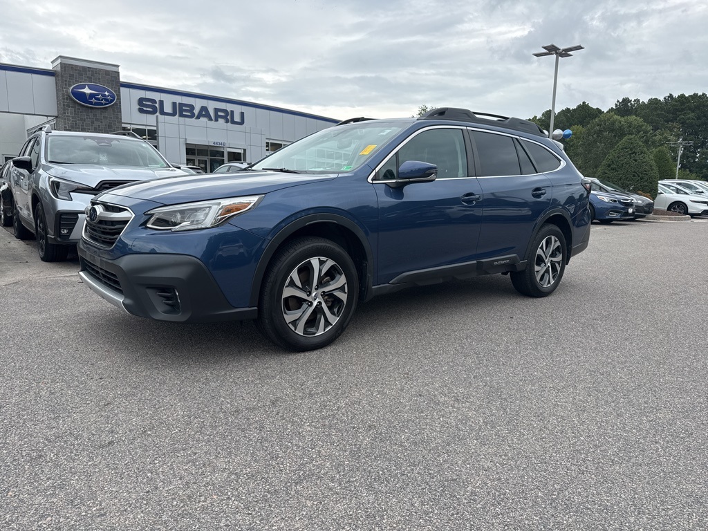 2022 Subaru Outback Limited photo 2