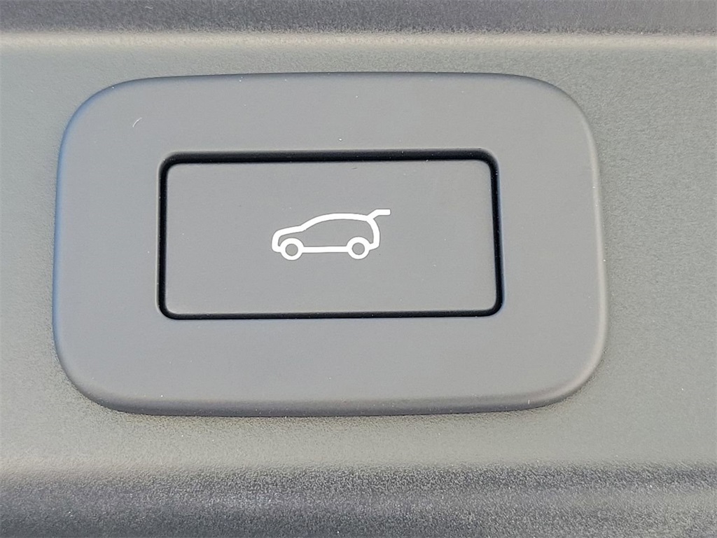 2025 Land Rover Range Rover Sport SE photo 11