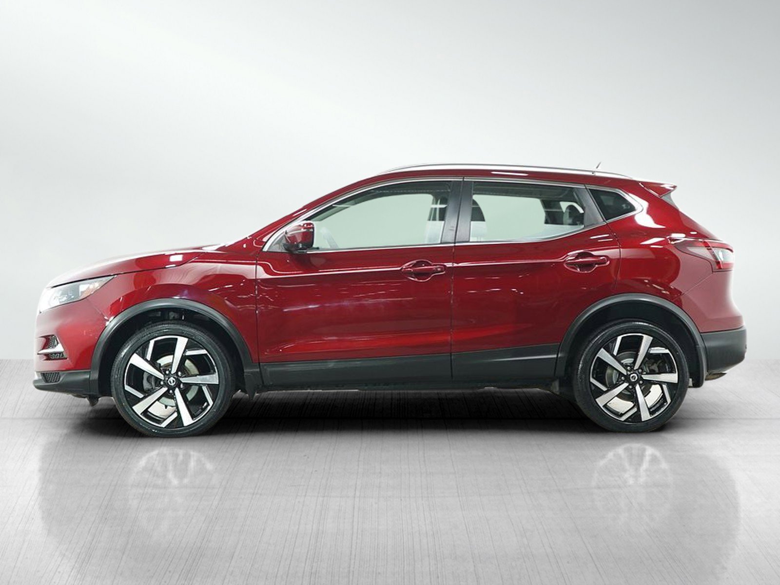 Used 2020 Nissan Rogue Sport SL with VIN JN1BJ1CW8LW378910 for sale in Burnsville, Minnesota