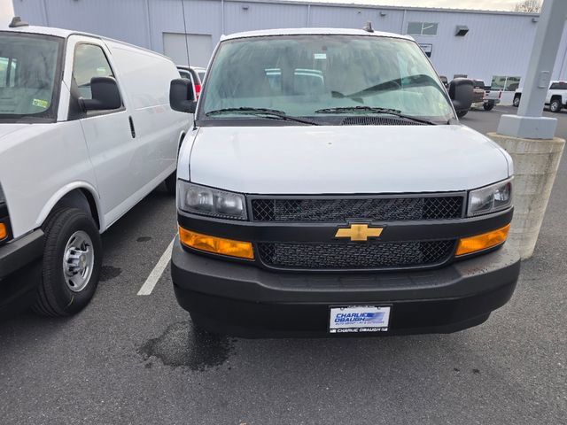 2025 Chevrolet Express 2500 Work Van photo 2