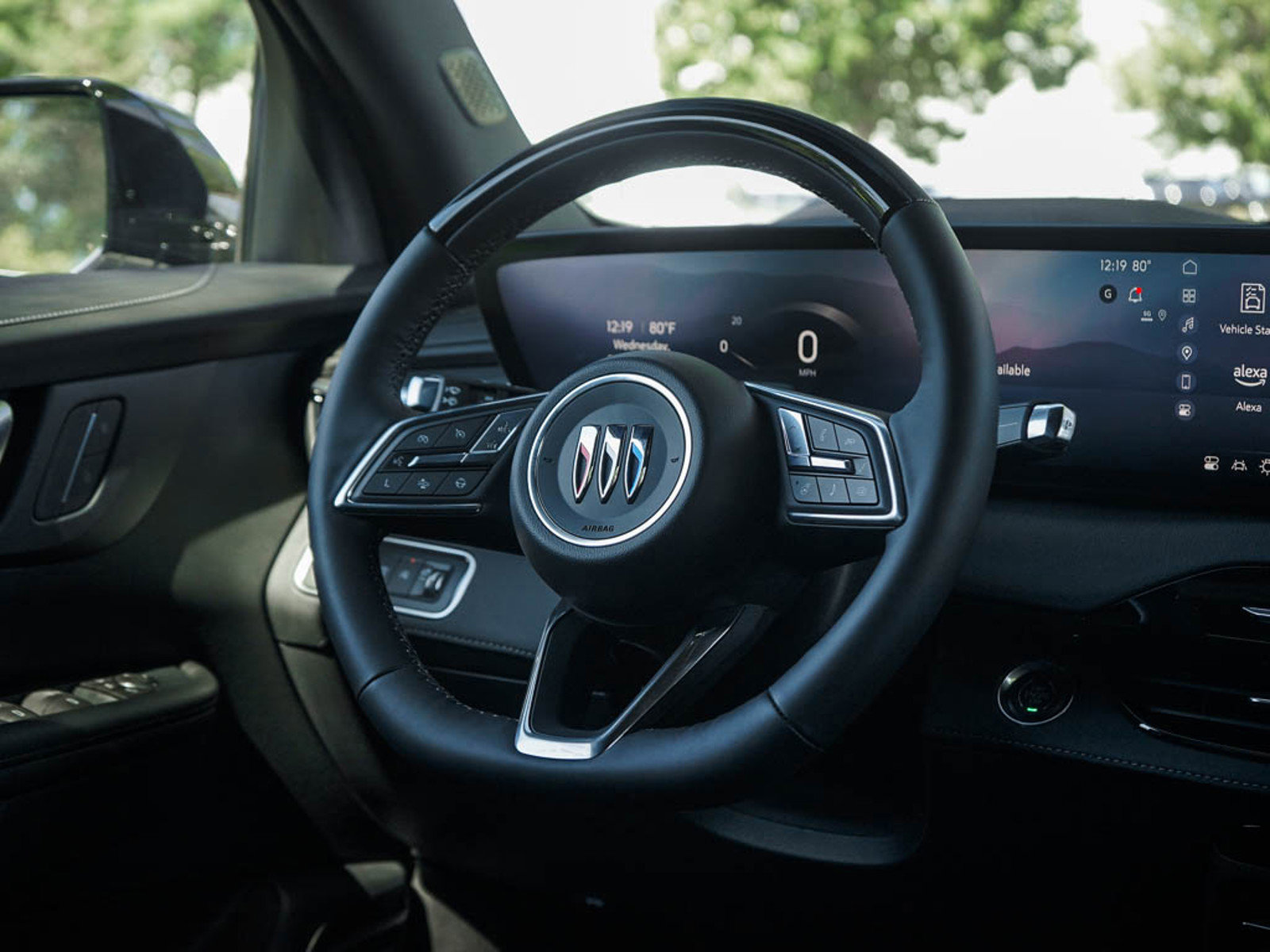 2025 Buick Enclave Sport Touring photo 15