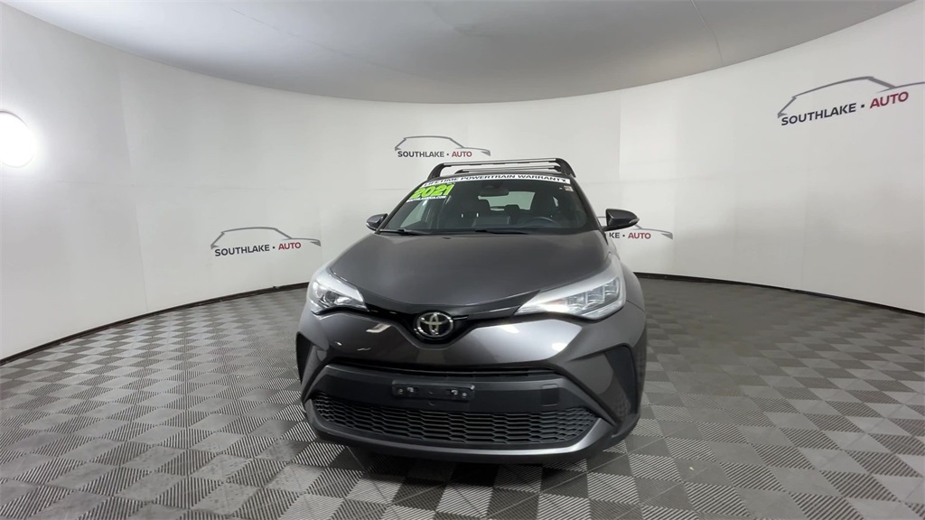 2021 Toyota C-HR LE photo 2