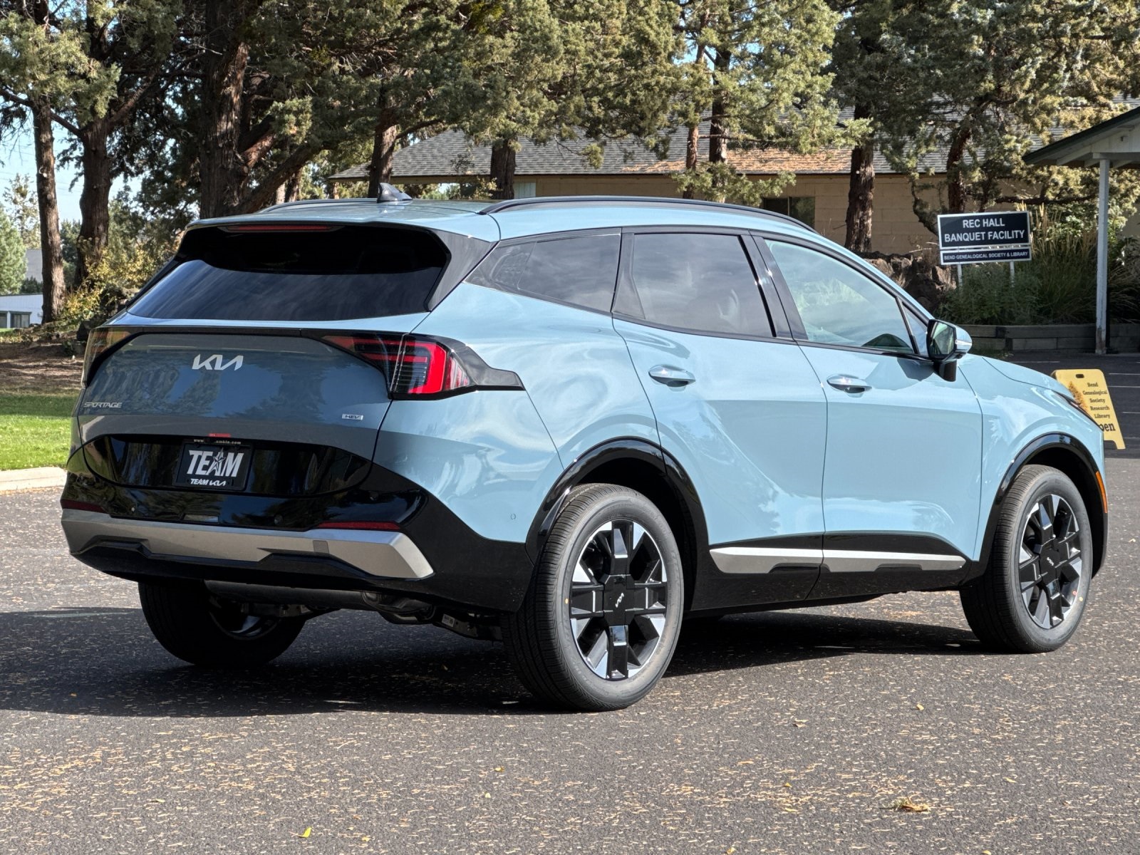 2026 Kia Sportage Hybrid SX Prestige photo 2