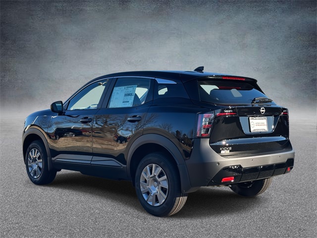 2026 Nissan Kicks S photo 2