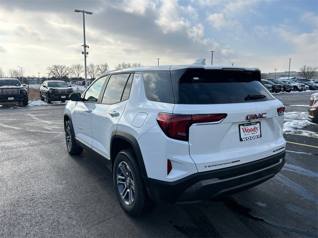 2026 GMC TERRAIN - Image 5