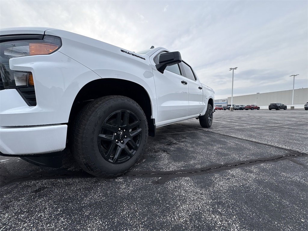 2026 Chevrolet Silverado 1500 Custom photo 16