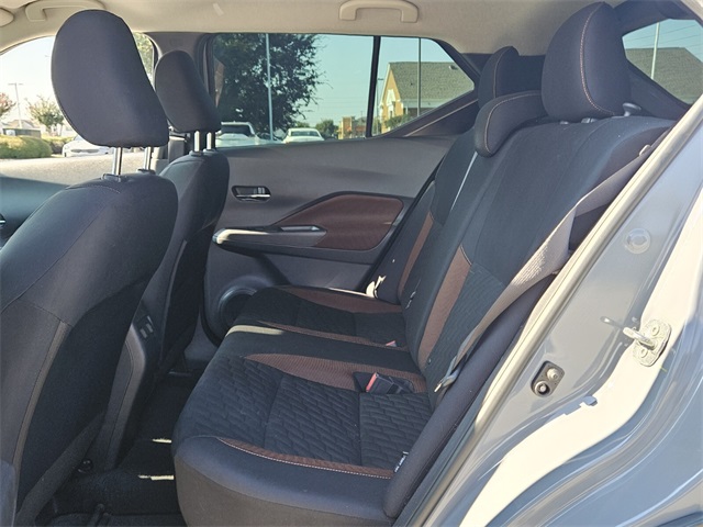 2021 Nissan Kicks SR photo 4