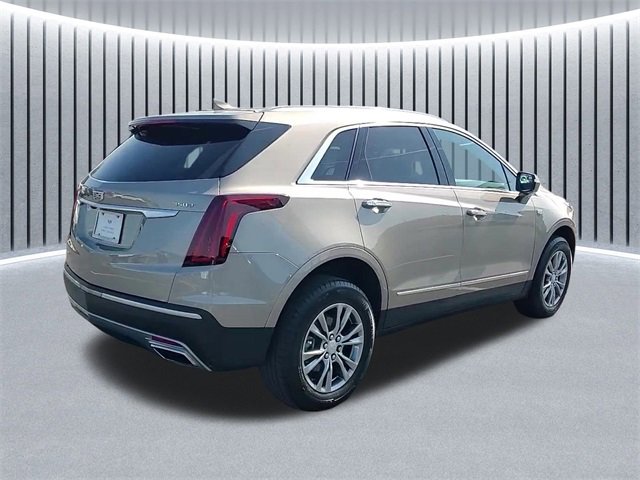 2022 Cadillac XT5 Premium Luxury photo 3