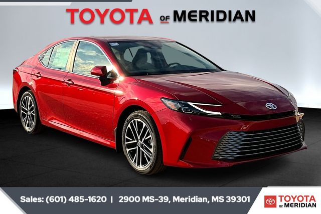 2026 Toyota Camry XLE's photo