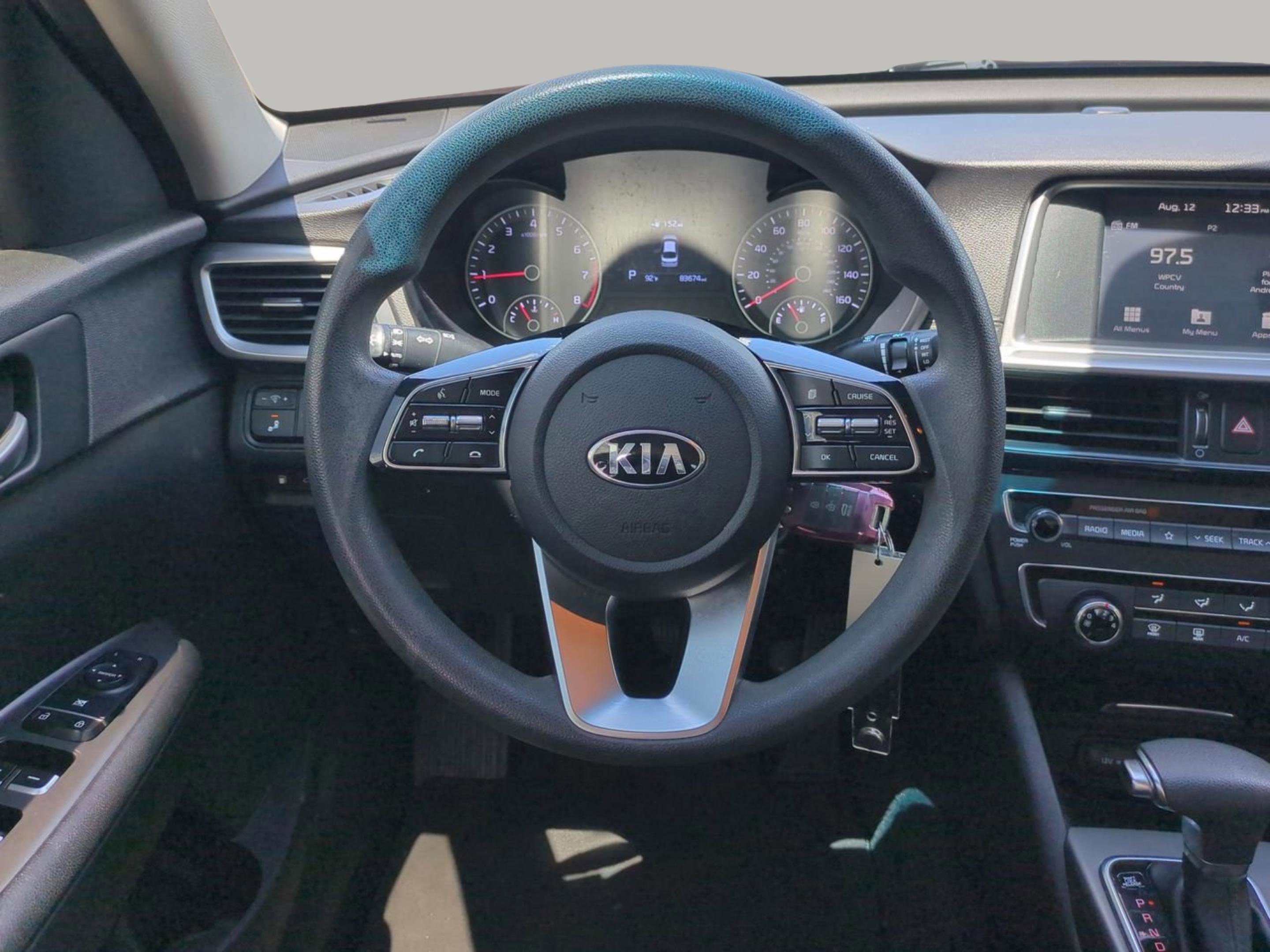 2020 Kia Optima LX photo 16