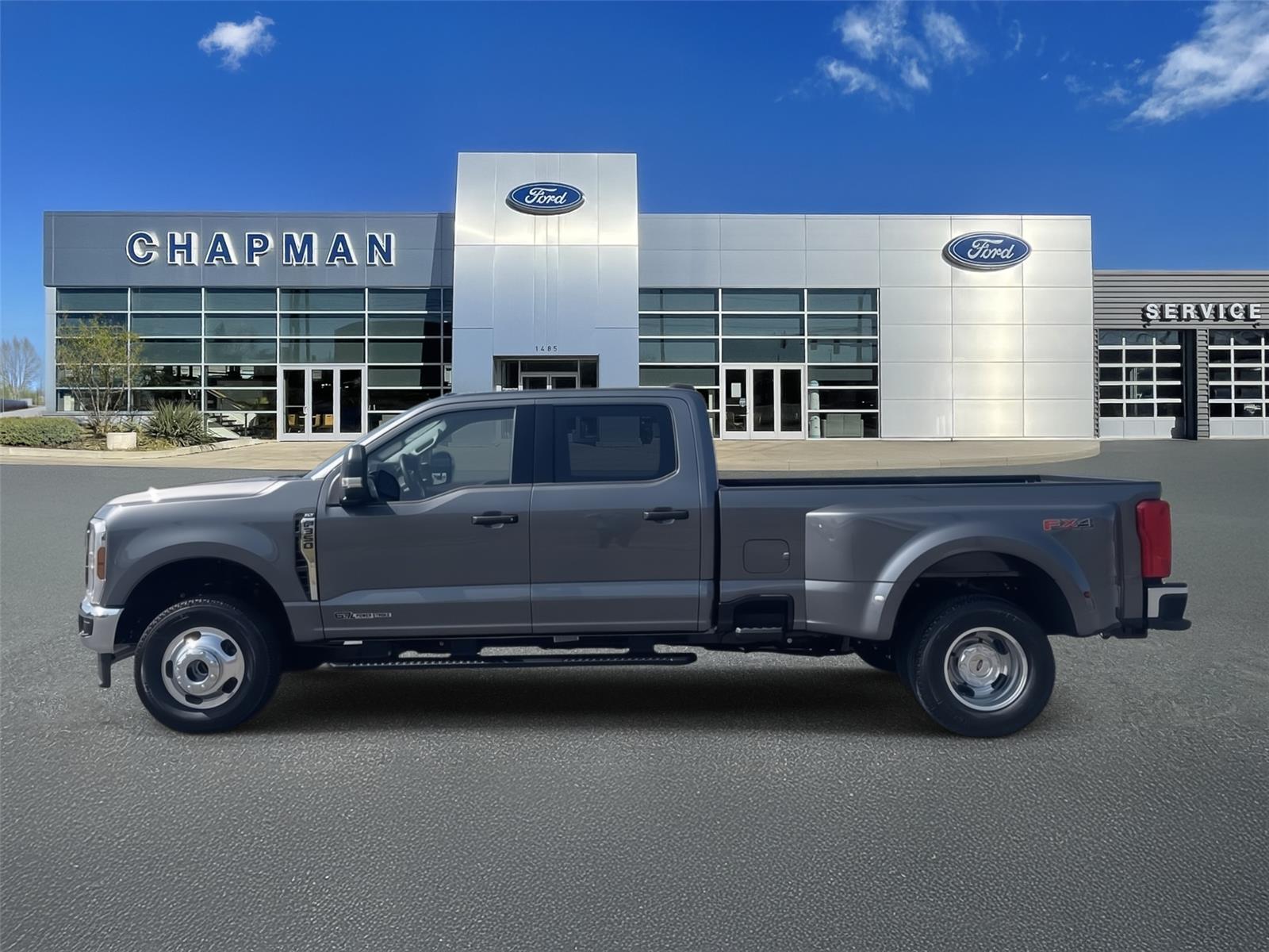 2026 Ford F-350 XLT photo 5