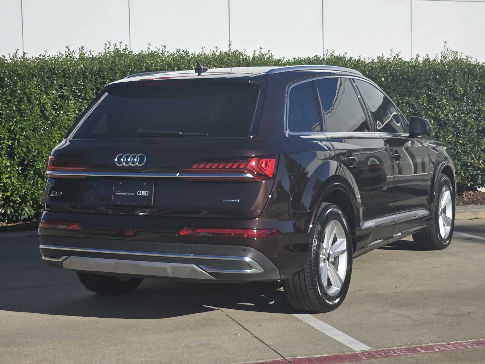 2022 Audi Q7 Premium Plus photo 3
