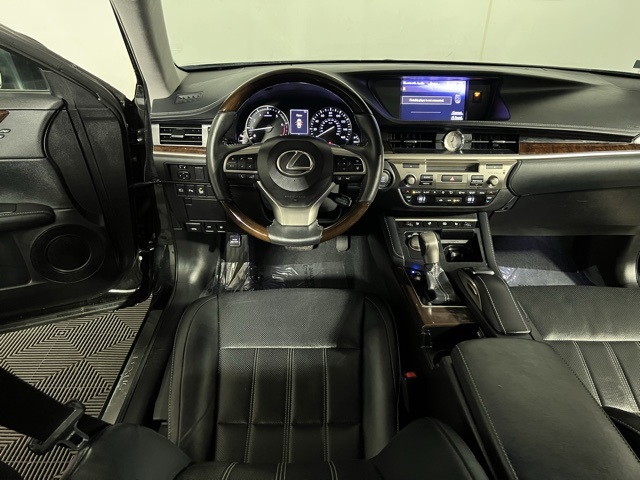 2018 Lexus ES 350 photo 13
