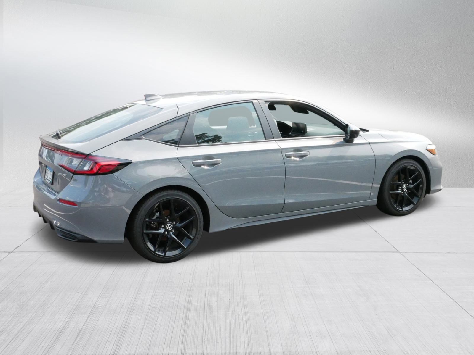 2025 Honda Civic Hatchback Sport photo 7