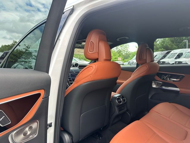 2025 Mercedes Benz GLC 350e 4MATIC photo 14