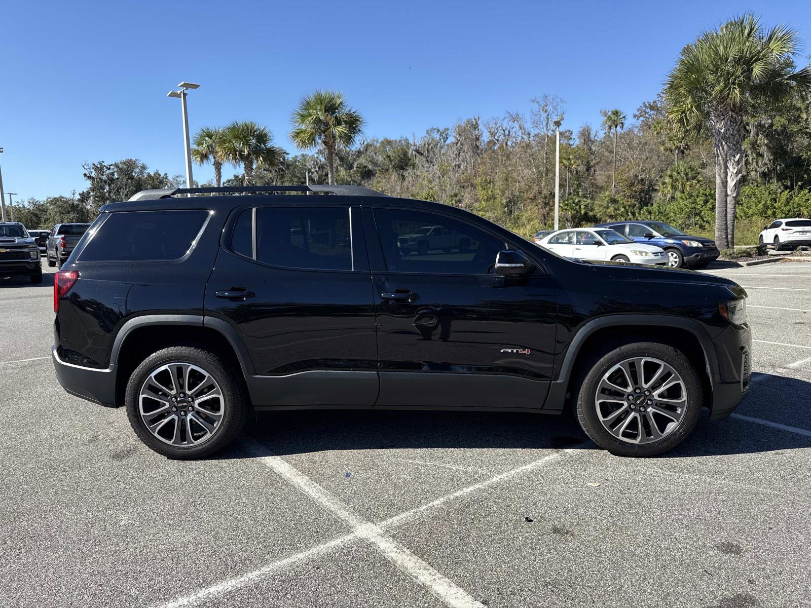 2020 GMC Acadia AT4
