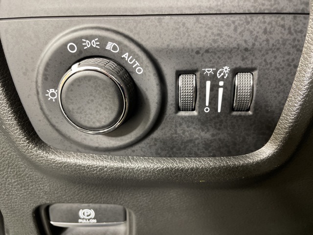 2023 Jeep Grand Cherokee Laredo Altitude photo 26