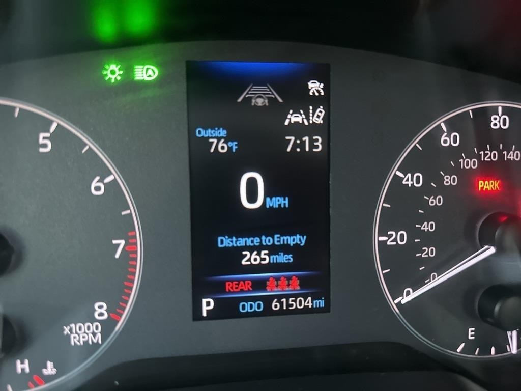 2023 Toyota Corolla LE photo 13