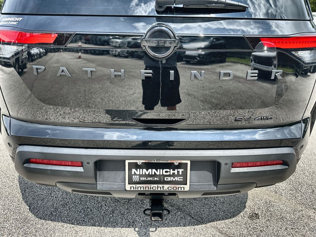 2024 Nissan Pathfinder SV photo 29