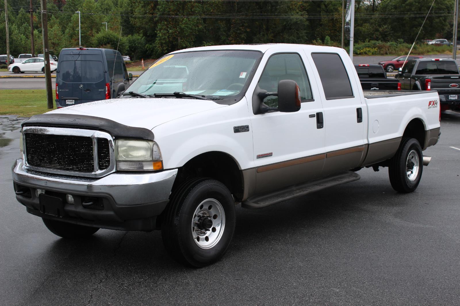 2004 Ford F-350 Lariat photo 3