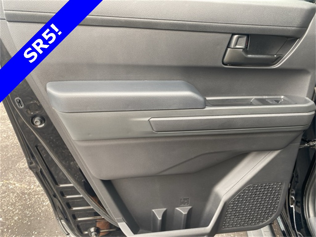 2024 Toyota Tacoma SR5 photo 20
