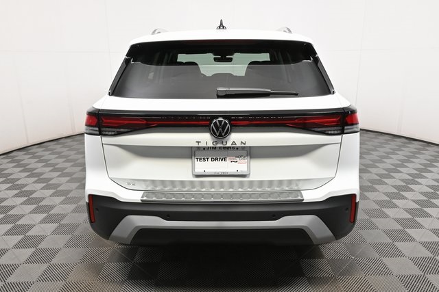 2025 Volkswagen Tiguan SE photo 20