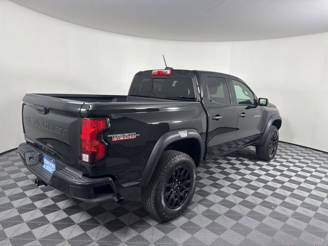 2023 Chevrolet Colorado Trail Boss photo 2