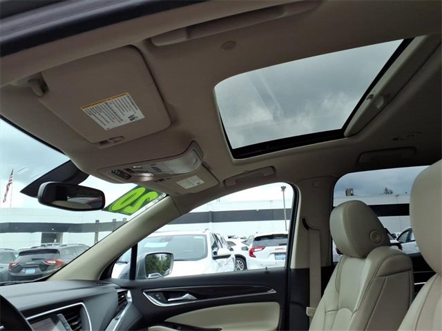 2020 Buick Enclave Essence photo 17