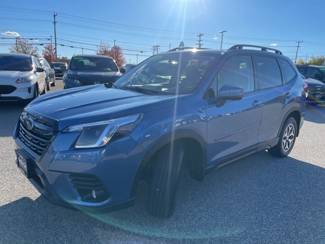 2024 Subaru Forester Premium Base photo 3