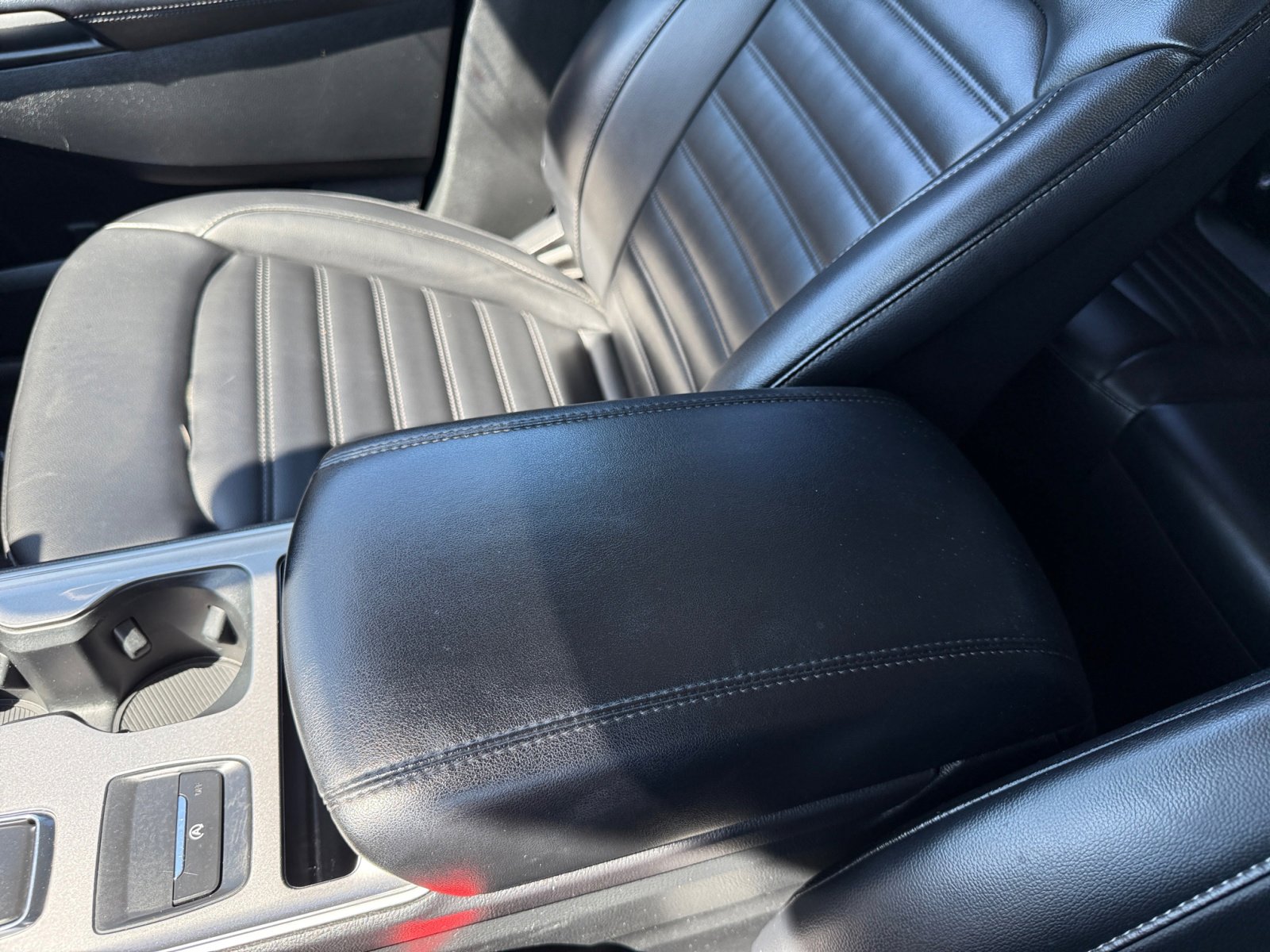 2024 Ford Edge SEL photo 14
