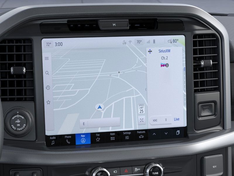 2025 Ford F-150 XLT photo 13