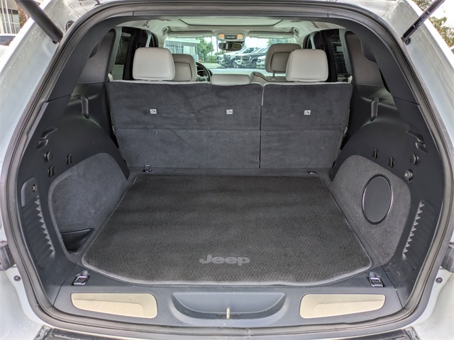 2019 Jeep Grand Cherokee Summit photo 17