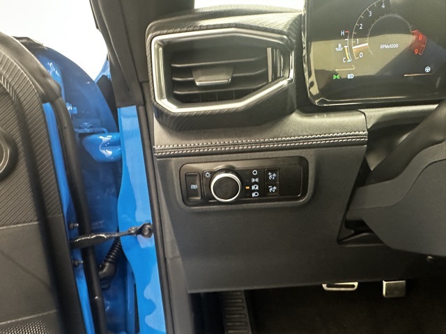 2025 Ford Mustang GT Premium photo 27