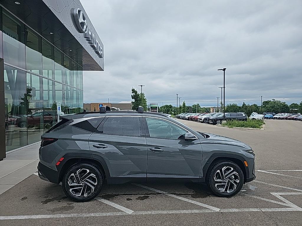 2025 Hyundai Tucson Limited photo 4