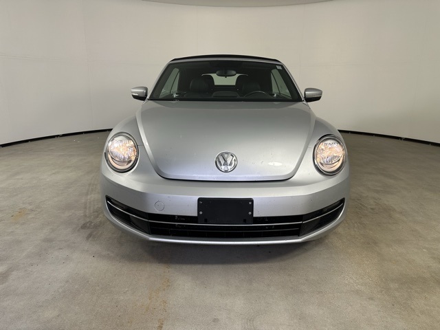 2014 Volkswagen Beetle TDI photo 13
