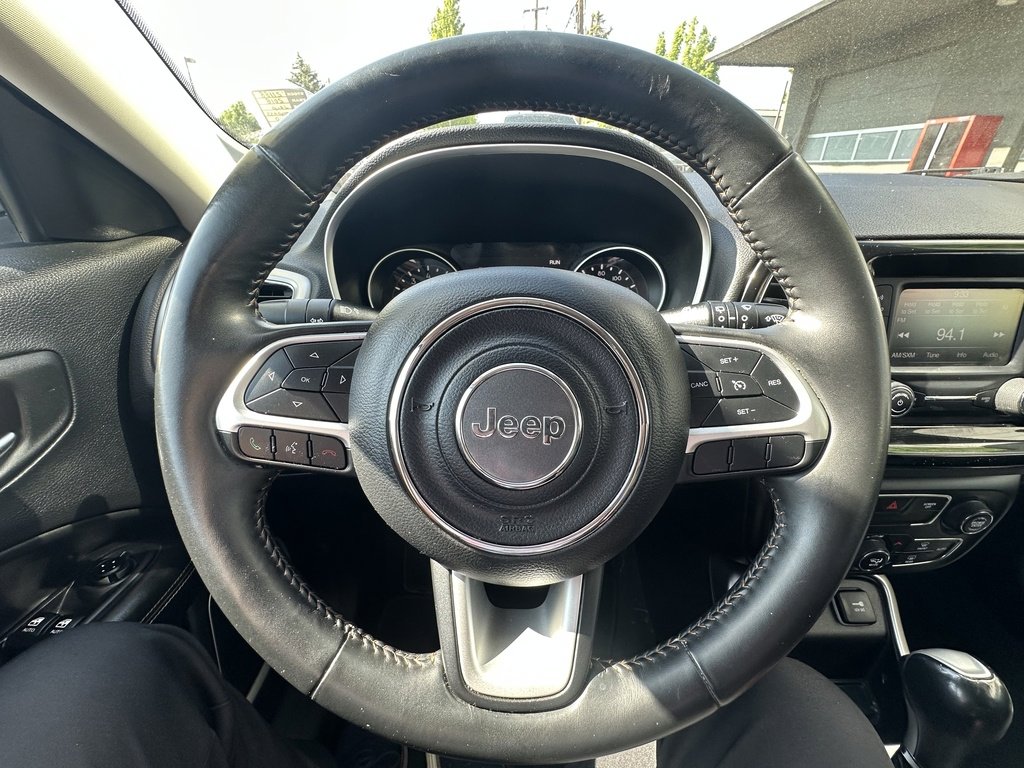 2018 Jeep Compass Latitude photo 14