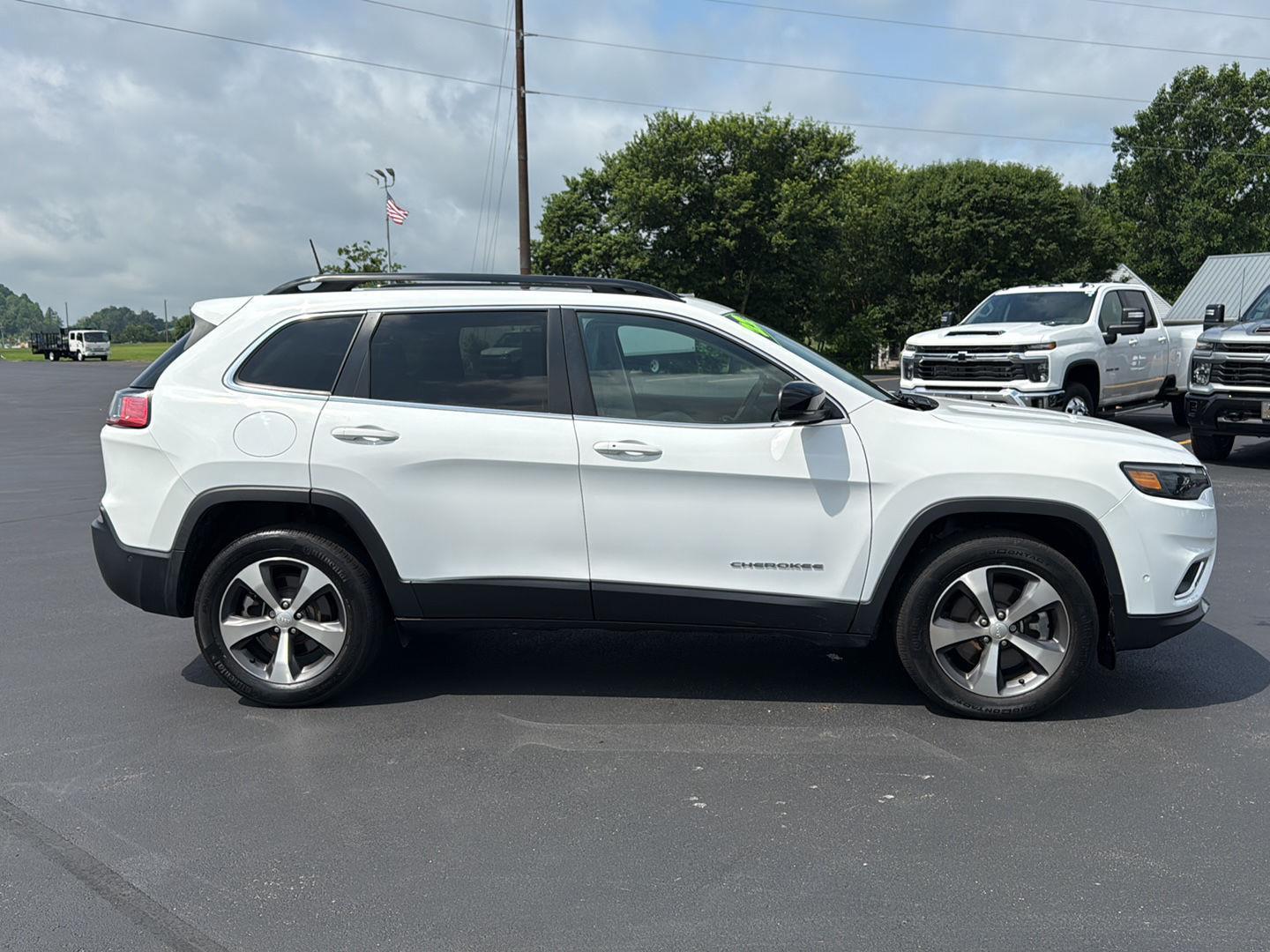2022 Jeep Cherokee Limited photo 3