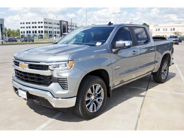 2026 Chevrolet Silverado 1500 LT photo 2