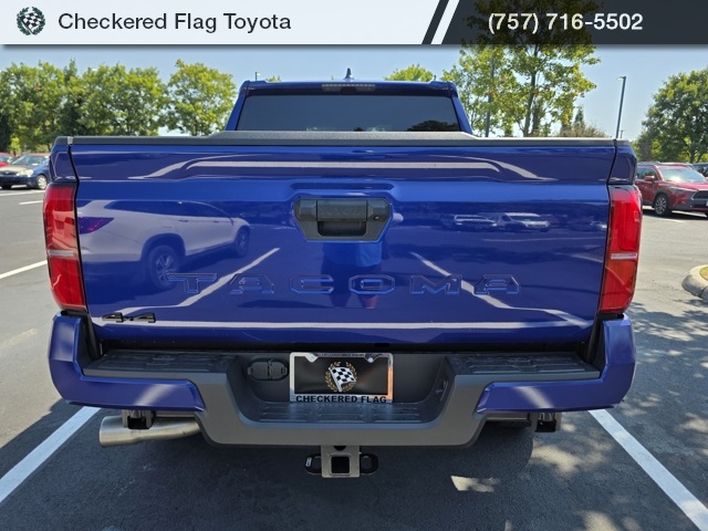2025 Toyota Tacoma TRD Off-Road photo 5