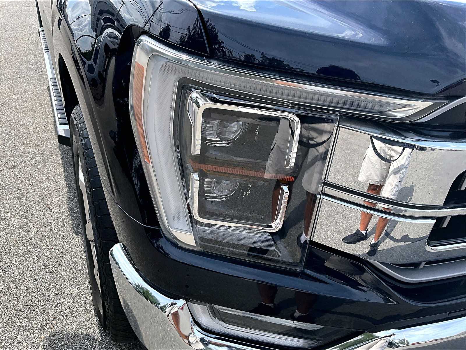 2021 Ford F-150 Lariat photo 29