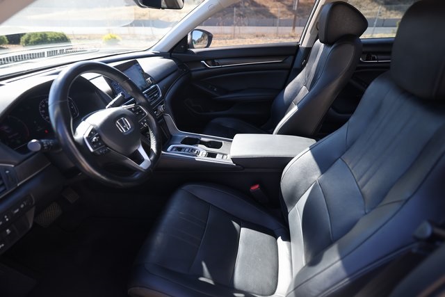 2020 Honda Accord Touring 2.0T photo 17