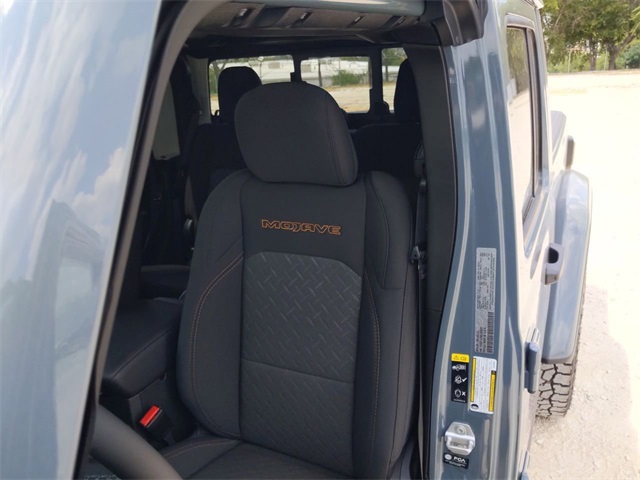 2025 Jeep Gladiator Mojave photo 14