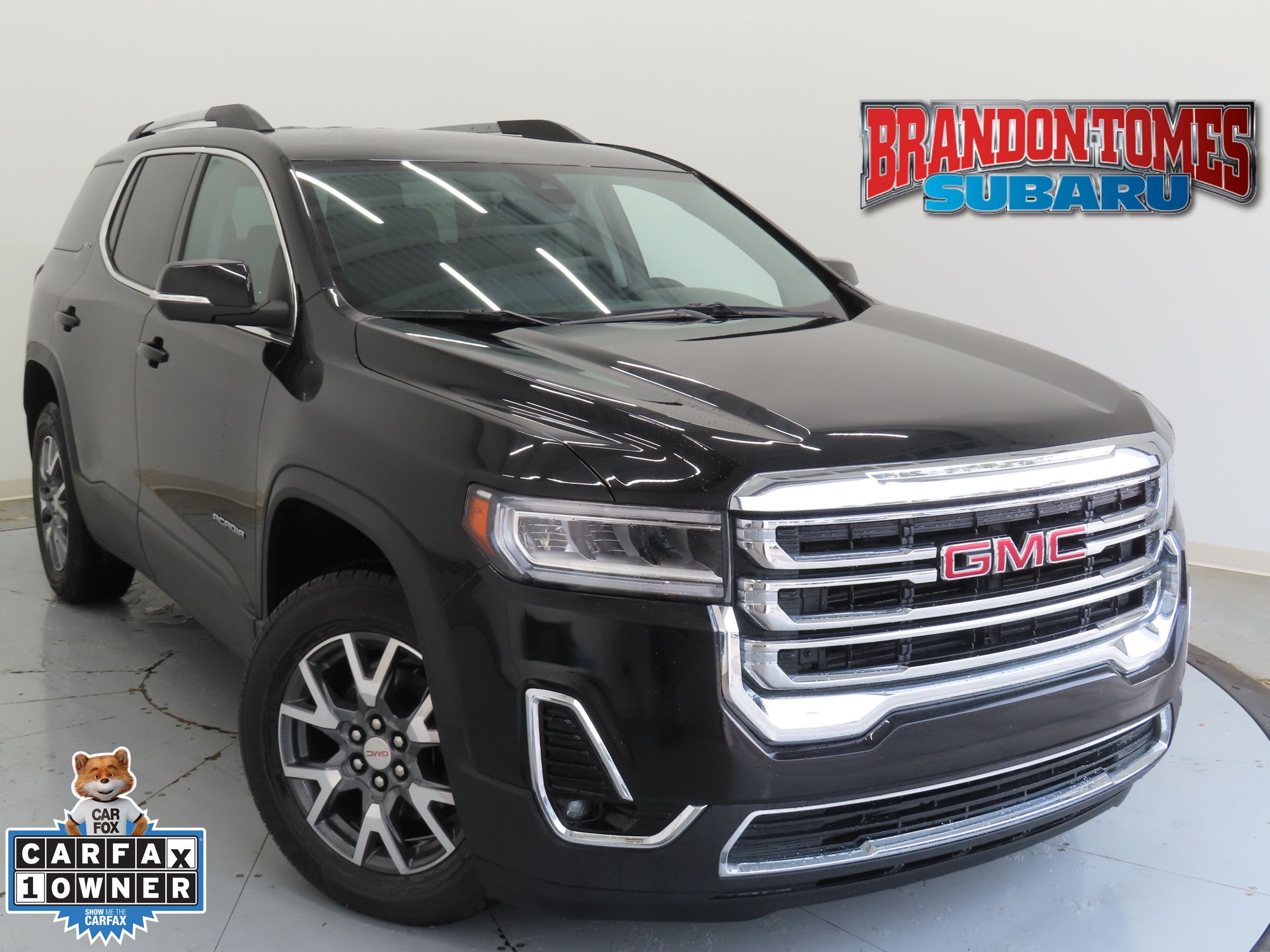 2023 GMC Acadia SLT's photo