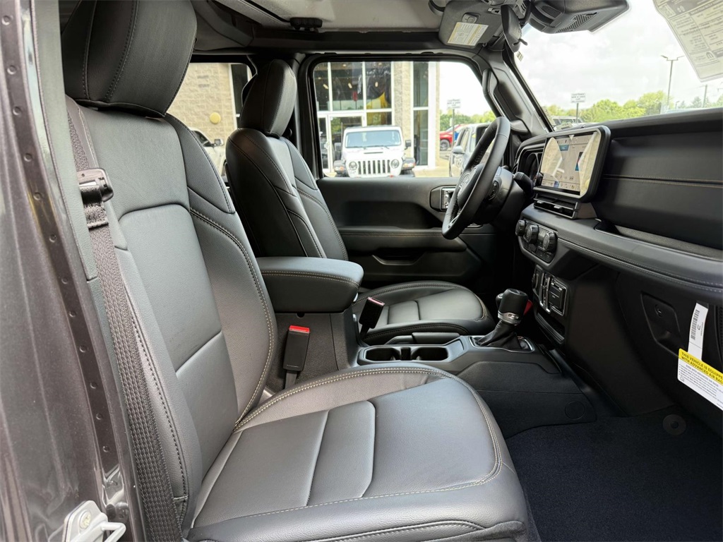 2025 Jeep Gladiator Sport photo 15