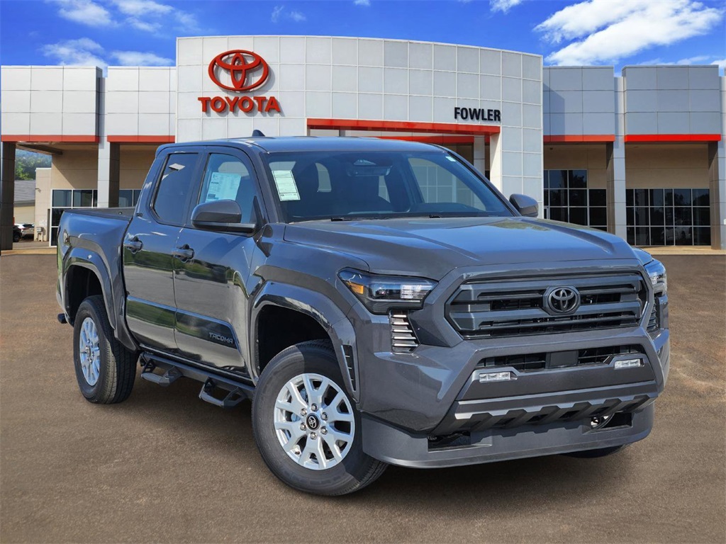 2025 Toyota Tacoma SR5's photo